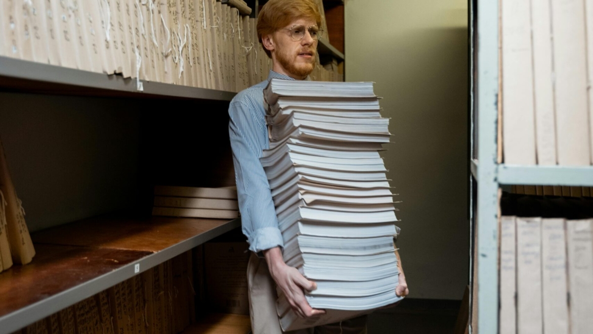 pexels-mart-production-8872373